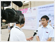 央视记者采访全国北京孕婴童博览会数据中心主任